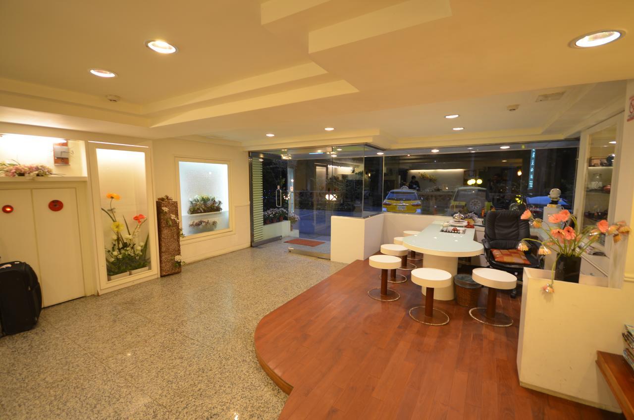 Maria Hotel Zhongzheng  Zewnętrze zdjęcie